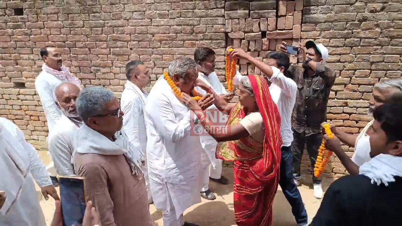 प्रचंड गर्मी के बीच नालंदा सांसद सह एनडीए प्रत्याशी  विधानसभा के कई पंचायत का किया तूफानी दौरा, लोगो से नामांकन में आने को लेकर दिया निमंत्रण 4