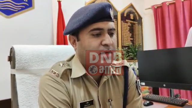 अपराध की योजना बना रहे दो अपराधियों के साथ हुई पुलिस की मुठभेड़, दोनों अपराधी को पुलिस ने देशी कट्टा,जिन्दा कारतूस व मोबाइल के साथ किया गिरफ्तार 4