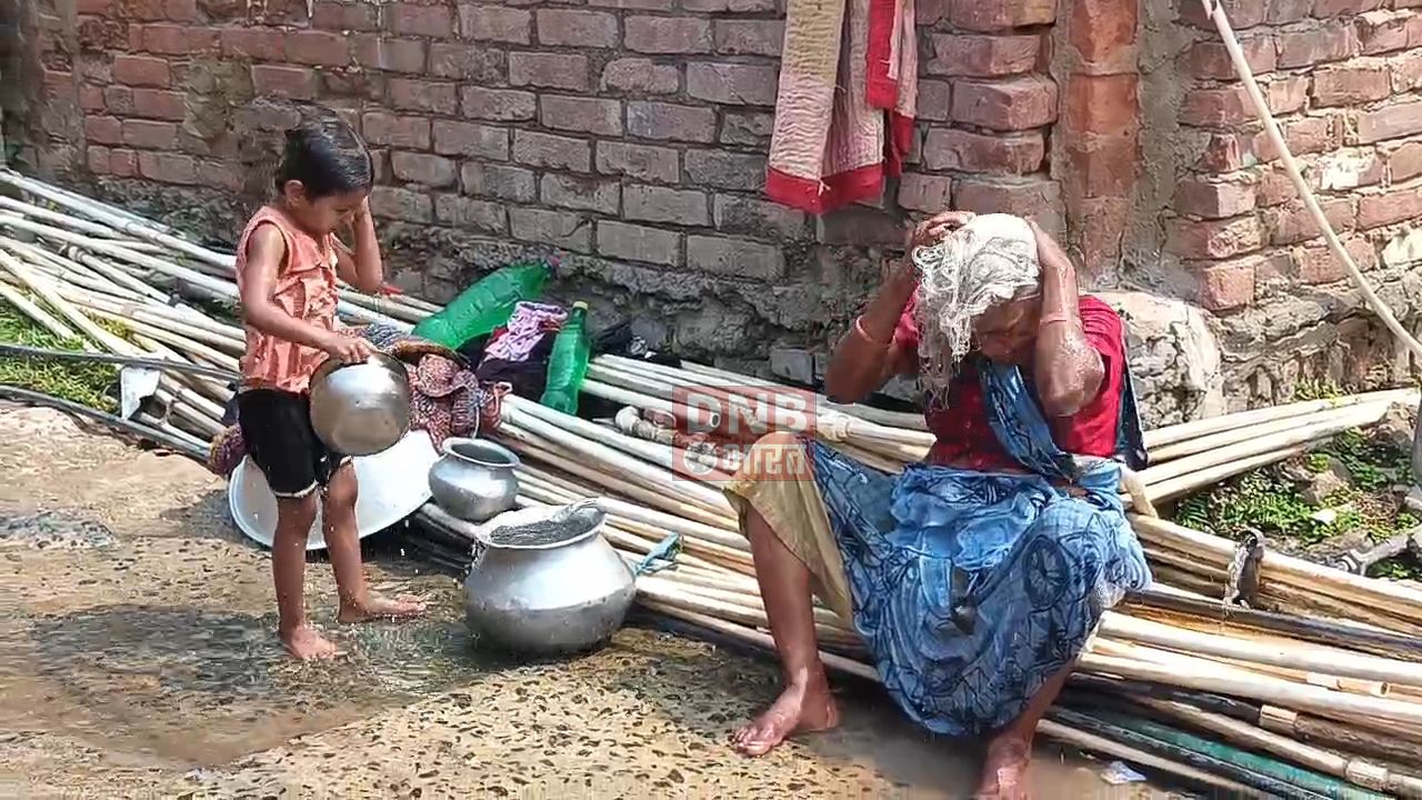 बिहार शरीफ स्मार्ट सिटी में पिछले कई दिनों से पानी की समस्या से लोग परेशान, पानी के इंतजार में घंटो देना पड़ता है धरना 4