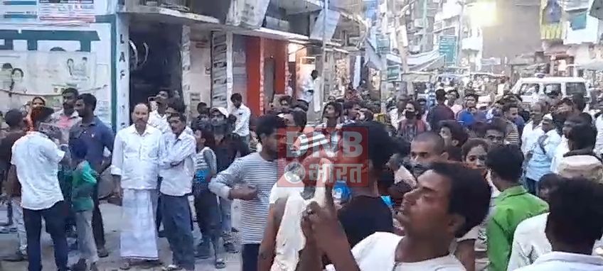 नालंदा: स्मार्ट सिटी के तहत नाला निर्माण कार्य मे स्थानीय लोगो ने लगाया लापरवाही का आरोप, जेसीबी से खुदाई के दौरान नवनिर्मित मकान में आई दरार 2