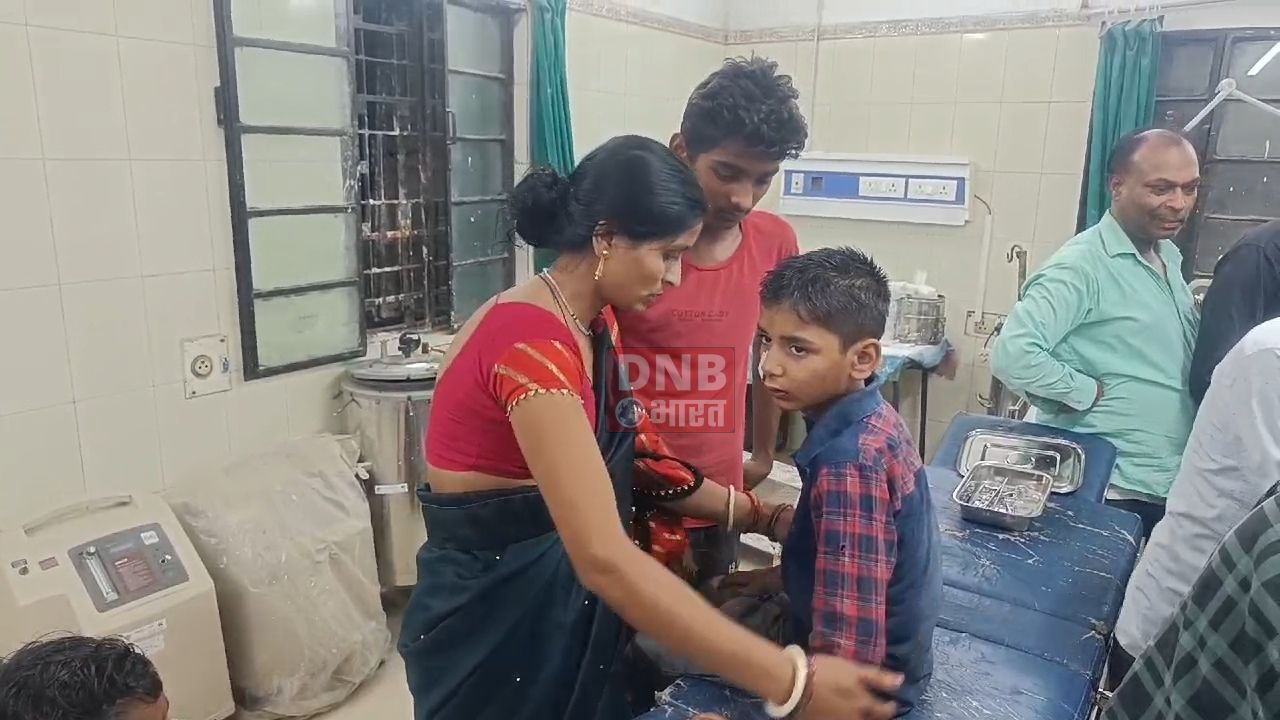 समस्तीपुर: अनियंत्रित ऑटो ने 8 लोगों को रौंदाः पहले एक राहगीर को मारी ठोकर, लोग पीछे पड़े तो भागने के दौरान सामने जो आया मार दी टक्कर 4