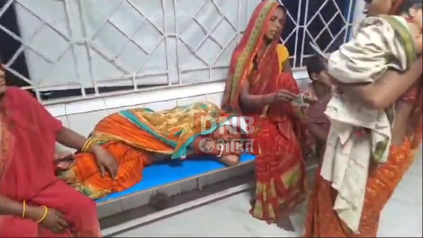 बेगूसराय में जमीनी विवाद में दबंग पड़ोसी ने घर मे घुसकर महिला के साथ किया जमकर पिटाई, सदर अस्पताल में भर्ती 2