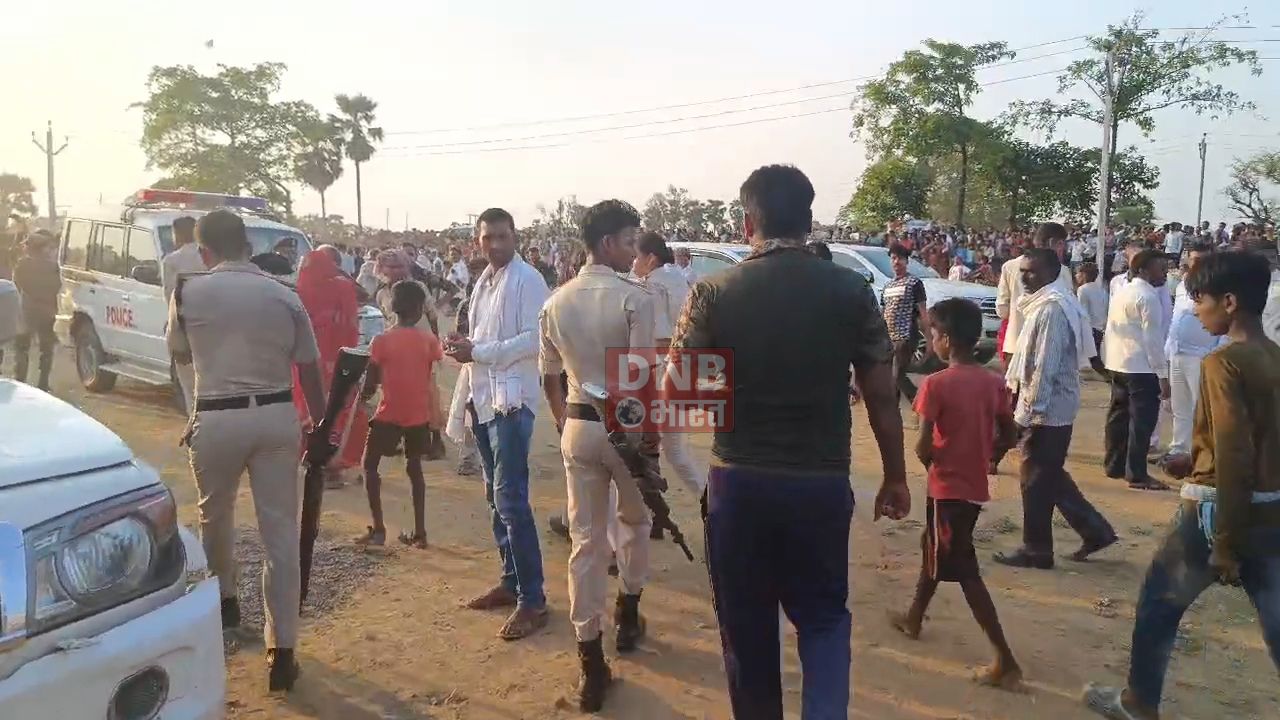 चिराग पासवान की सभा मे महिला सुरक्षाकर्मी के साथ छेड़खानी, भीड़ में बेबस पुलिस 3