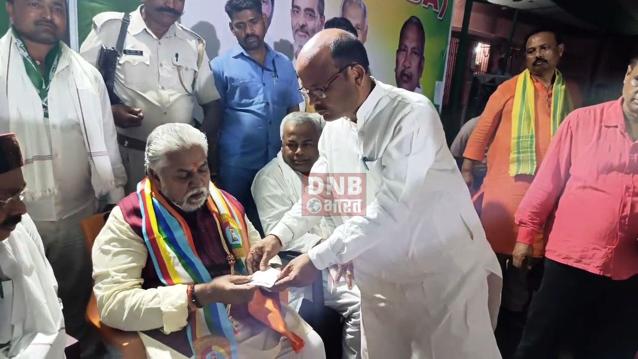 नालंदा: तेजस्वी यादव के द्वारा पीएम की भाषा का स्तर गिरने के सवाल पर मंत्री प्रेम कुमार का पलटवार: कहा तेजस्वी यादव छोटी मुंह और बड़ी बात कर रहे हैं 3