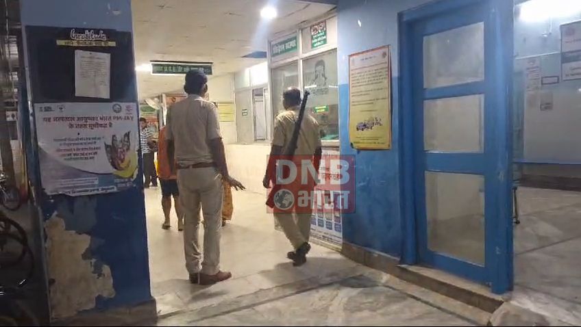 बेगूसराय में चार पहिया वाहन ने ई रिक्शा में मारी ठोकर, ई रिक्शा चालक समेत एक महिला सवार गंभीर रूप से घायल, डायल 112 टीम ने मदद से भेजा गया अस्पताल 3