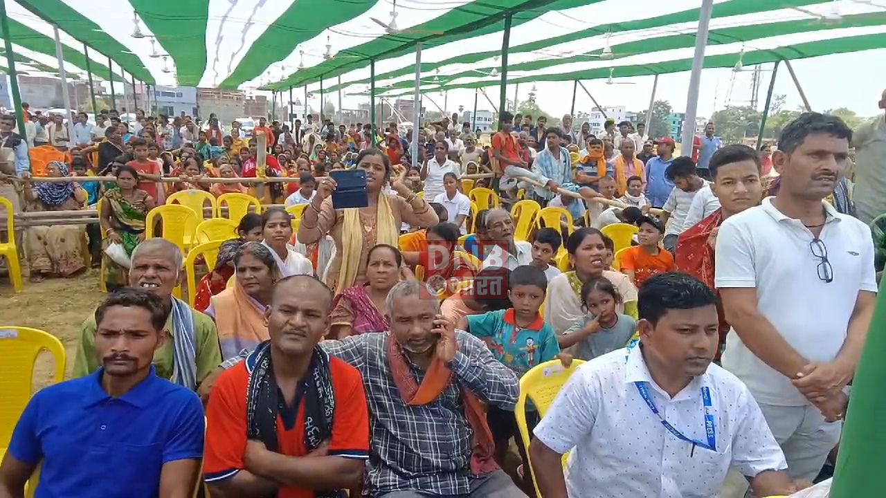 सीएम नीतीश कुमार पहुंचे हिलसा विधानसभा के योगीपुर गांव, एनडीए की विशाल जनसभा को किया संबोधित, एनडीए प्रत्याशी कौशलेंद्र कुमार के पक्ष में वोट देने की अपील की 4