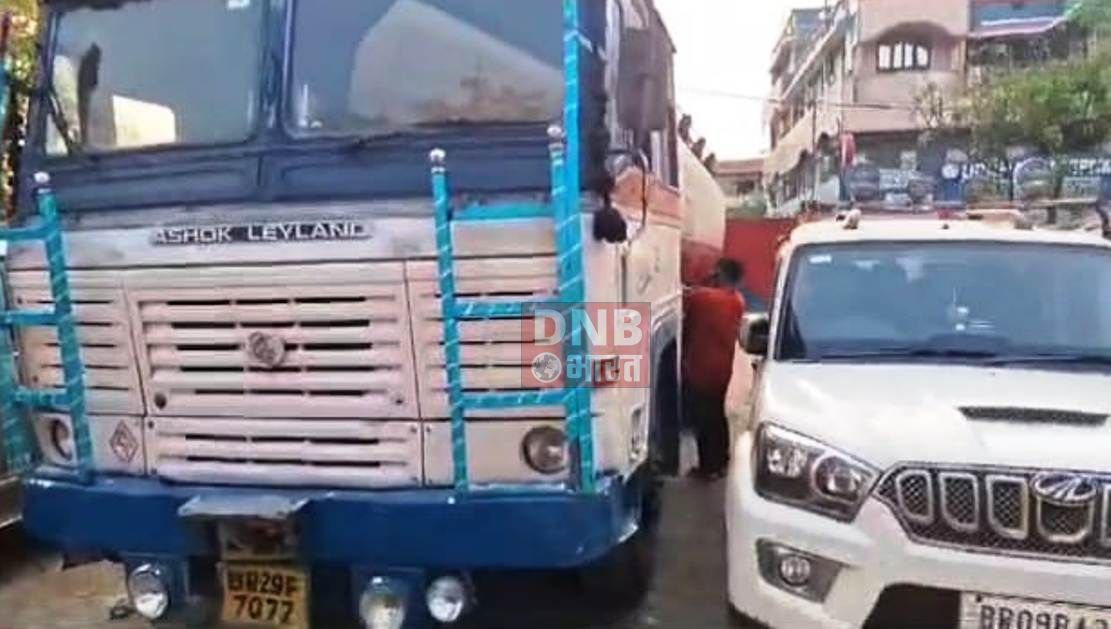 बेगूसराय में उत्पाद विभाग ने कच्चा स्प्रिट के साथ छह लोगों को किया गिरफतार 4