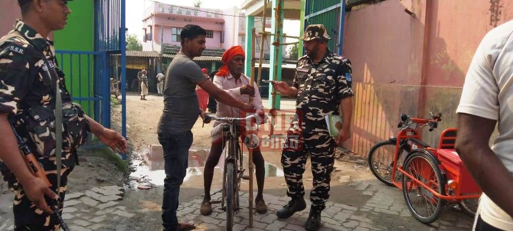लोकसभा चुनाव को लेकर पदाधिकारियों ने मतदान केन्द्रों का किया निरीक्षण, चुनाव कर्मी को दिया दिशा निर्देश 2