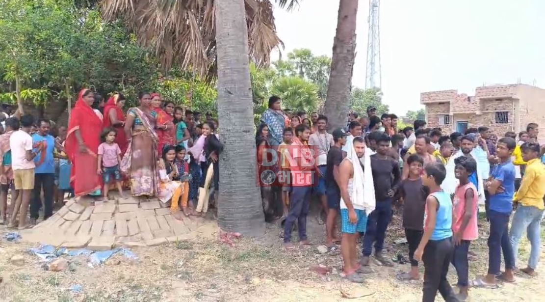 नालंदा लोकसभा चुनाव : रहूई प्रखंड के शेरपुर बूथ नं 99 पर 12 बजे तक मात्र एक ही वोट पोल हो सका है, यहां कुल 1130 मतदाता हैं, यहां के लोगों ने विकास कार्य नहीं होने के कारण वोट बहिष्कार का निर्णय लिया है 3