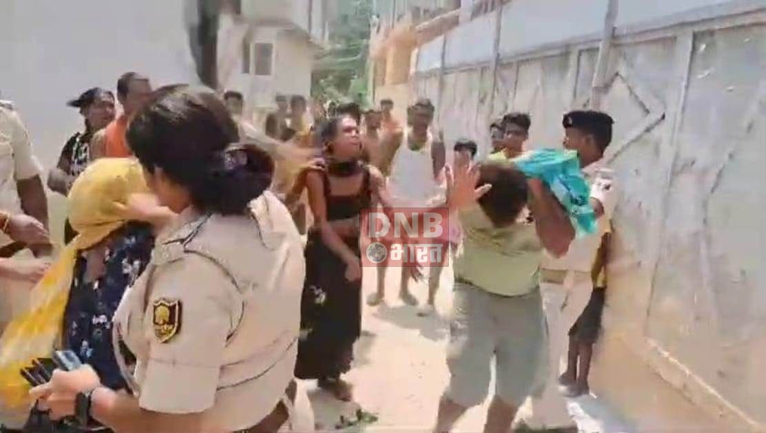 मकान मालिक को अपने कमरे में आपत्तिजनक देख किन्नर ने मकान मालिक को किया जमकर धुनाई, बाद में किया पुलिस के हवाले 2