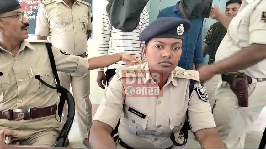बेगूसराय पुलिस ने विगत दिनो बलिया थाना में हुई गोलीबारी मामले का किया उद्भेदन, एक देशी कट्टा, दो जिन्दा कारतूस के साथ दो आरोपी गिरफतार 3