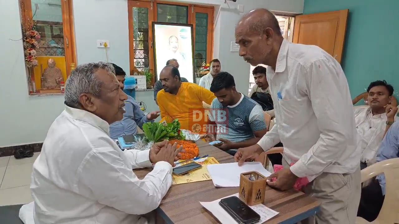 जेडीयू सांसद देवेश चंद्र ठाकुर के यादव और मुसलमान के वोट न देने पर उनका व्यक्तिगत काम नहीं करने वाले बयान पर जेडीयू में आंतरिक मतभेद 2