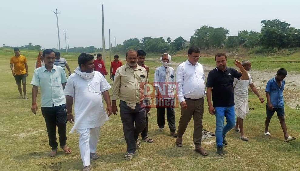 खेल मैदान निर्माण को लेकर बीडीओ ने किया निरीक्षण 3