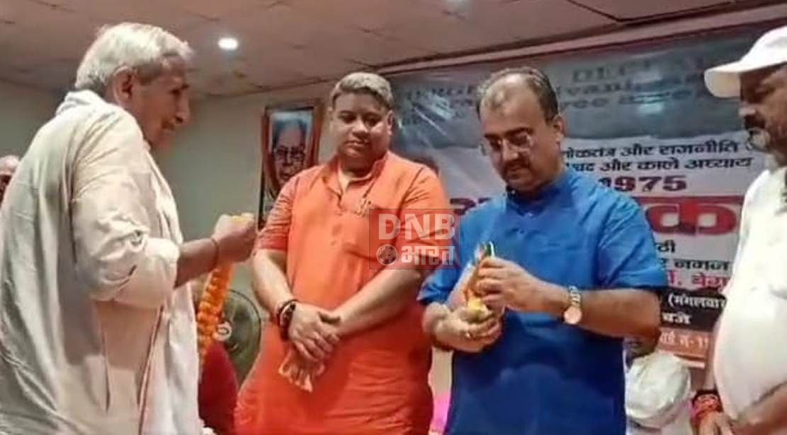बिहार सरकार के स्वास्थ्य एवं कृषि मंत्री मंगल पांडे एक दिवसीय दौरे पर बेगूसराय पहुंचे 3