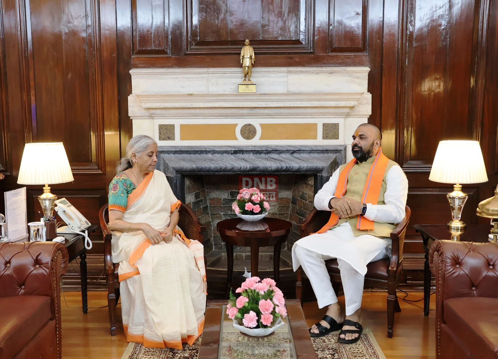 बिहार के उप मुख्यमंत्री सम्राट चौधरी केंद्रीय वित्त मंत्री से मिलकर प्रदेश के विकास और चल रही योजनाओं को लेकर की चर्चा 2