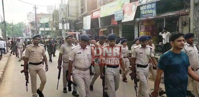 कैमूर में मोहर्रम पर्व को लेकर डीएम एसपी ने निकाला फ्लैग मार्च 2