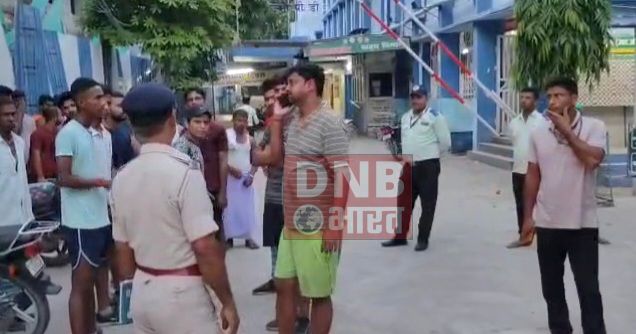 बेगूसराय में तेज रफ्तार हाईवा ट्रक ने दो छात्रा को कुचल कर किया बुरी तरह से घायल, दोनों छात्रा सदर अस्पताल में भर्ती  3