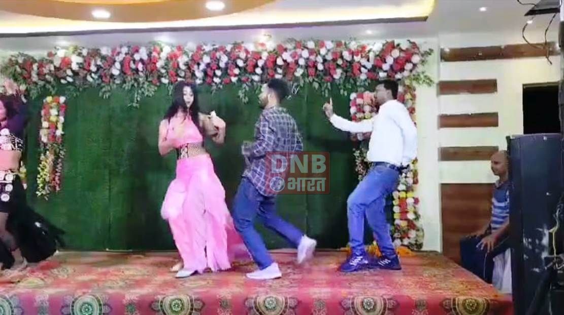 नालंदा: जेडीयू सांसद कौशलेंद्र की जीत की खुशी में जनसंवाद कार्यक्रम का आयोजन, जन संवाद में हुआ बार-बालाओं का डांस 3