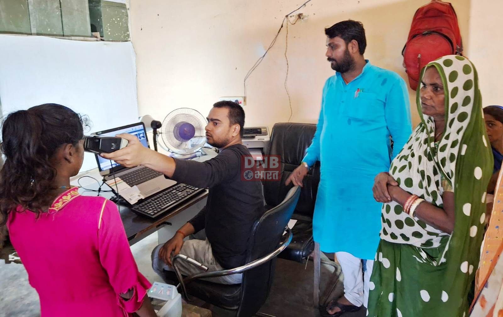 भगवानपुर प्रखंड में प्रमुख के निरीक्षण के दौरान बाल विकास परियोजना कार्यालय में लटका मिला ताला, जिलाधिकारी से की शिकायत 3