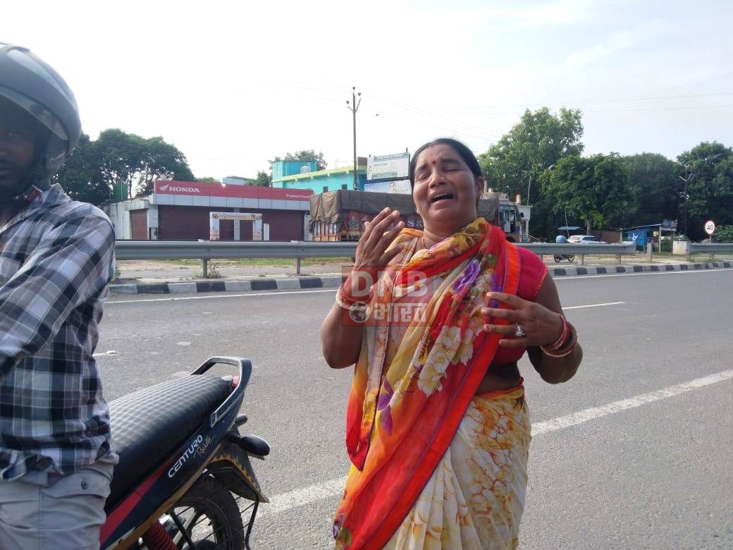 यात्री से लदी टेम्पू में मारुती कार ने पीछे से मारी ठोकर, टेम्पू में सवार पांच लोगो की मौत, आठ लोग बुरी तरह जख्मी 4