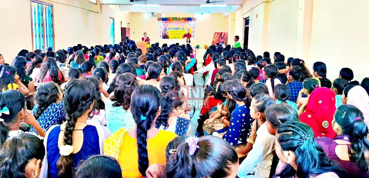 राष्ट्रीय एवं देश की पहचान को उत्कृष्ट स्थान पर ले जाने के लिए संकल्पित है देश की आज की नारी :- डॉ पूनम सिंह 5
