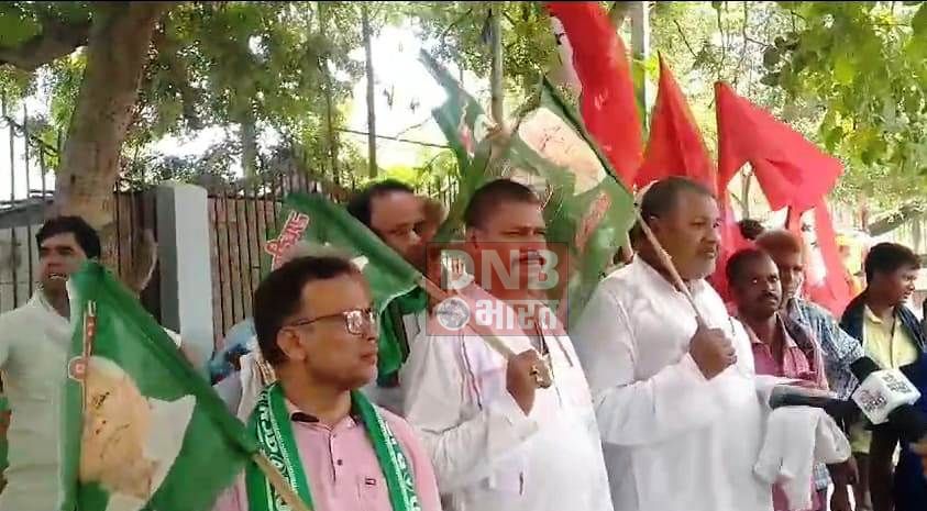 नालंदा: बिहार में बढ़ते अपराध के विरोध में महागठबंधन द्वारा शहर में निकाला गया आक्रोश मार्च 3