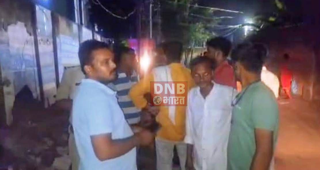बेगूसराय में कूड़े के ढेर से एक नवजात बच्चे के शव बरामद, पुलिस शव को कब्जे में ले जांच में जुटी 3