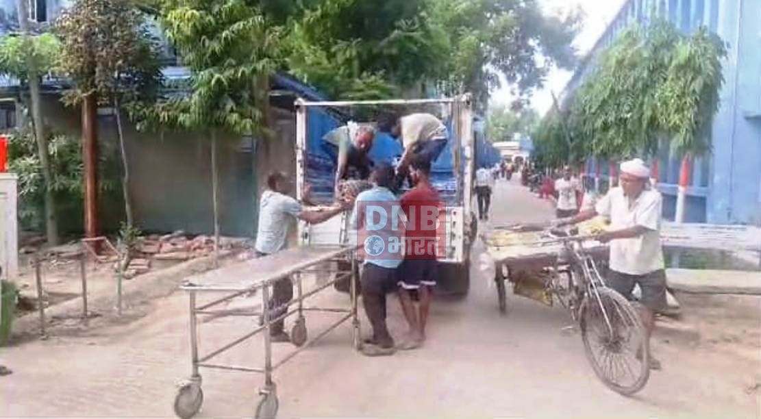 बेगूसराय में गंगा स्नान के दौरान डूबने से एक छात्र की मौत, तीन छात्र को स्थानीय गोताखोर ने बचाया 2