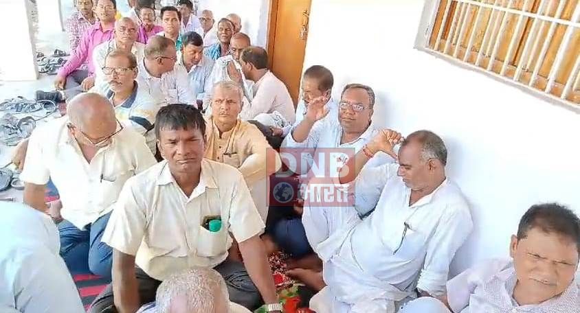 समस्तीपुर: वेतन नही मिलने से नाराज शिक्षक और शिक्षकेत्तर कर्मियों ने कॉलेज परिसर में दिया धरना 2
