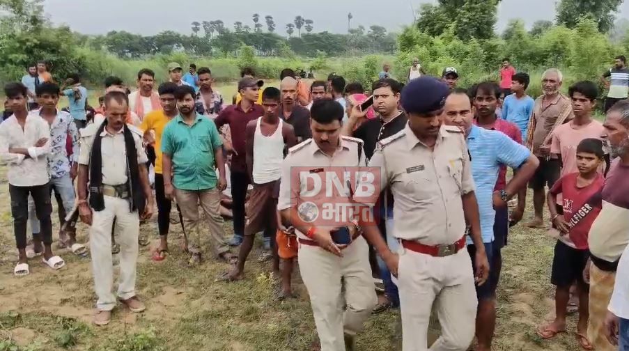 नालंदा: बेख़ौफ़ बदमाशों ने ग्रामीण चिकित्सक की लाठी डंडे व ईंट पत्थर से पीट पीटकर किया हत्या, घर से 100 मीटर दूरी पर फेंका मिला शव 3