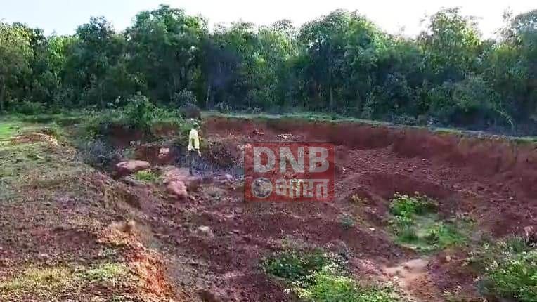कैमूर:  सेंचुरी एरिया में धड़ल्ले से मोरम और पत्थर की हो रही तस्करी,वीडियो हो रहा है वायरल 3