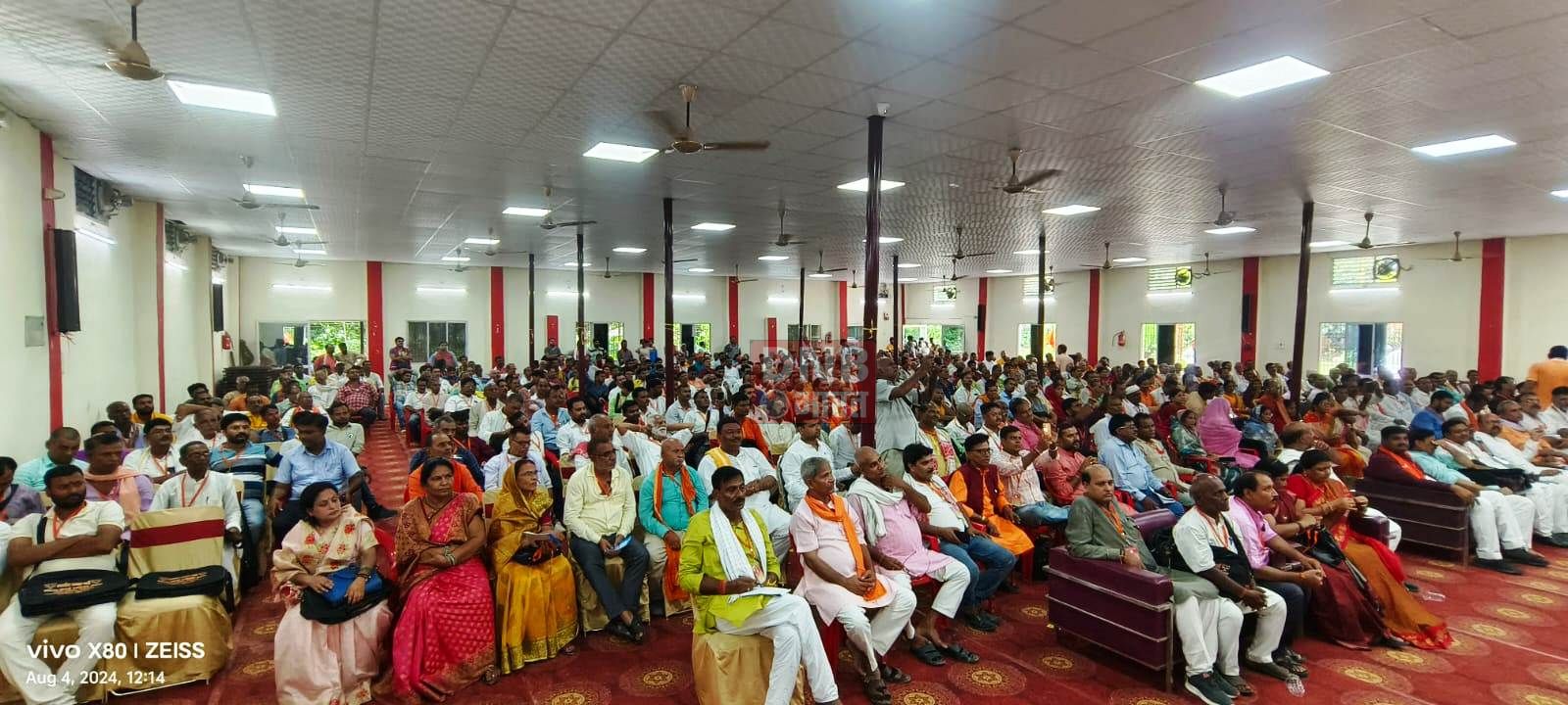 विरोधी चाहते हैं इस्लाम का झंडा गाड़ना हमारे नेता चाहते हैं भारत माता का झंडा गाड़ना:- गिरिराज सिंह 5