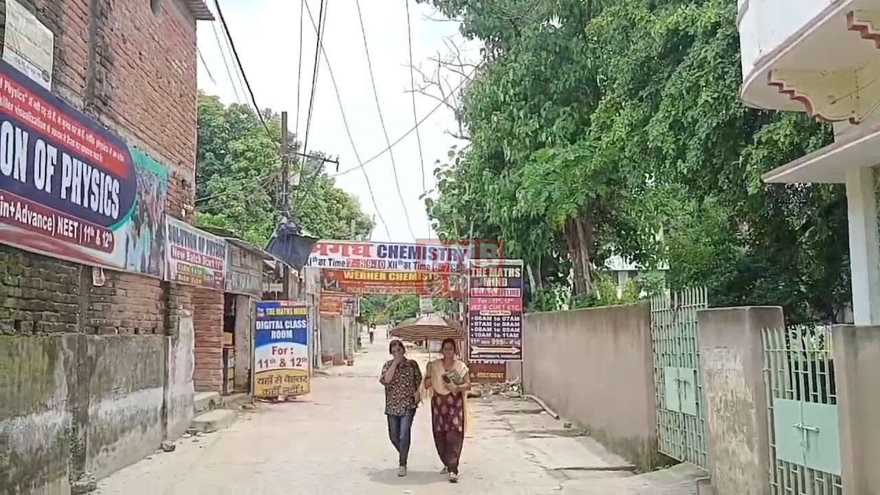 नालंदा: दिल्ली के ओल्ड राजेंद्र नगर स्थित कोचिंग  सेंटर में हादसे के बाद एसडीओ ने जिले के कई कोचिंग संस्थानों का किया औचक निरीक्षण 3