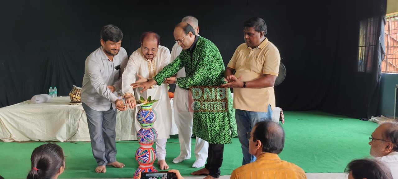 मध्य विद्यालय बीहट में सितार वादन कार्यक्रम का हुआ आयोजन 3