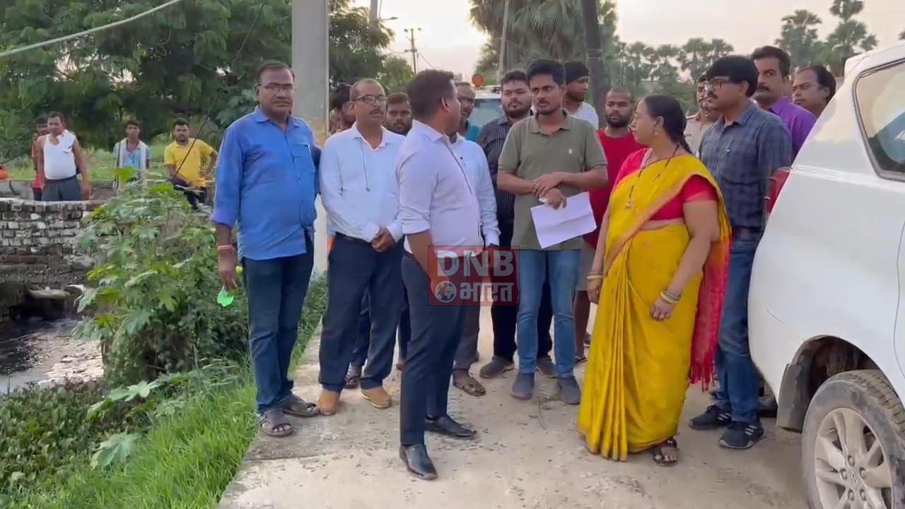 बिहार शरीफ में छठ घाटों का होगा सौंदर्यीकरण।नगर आयुक्त और मेयर ने किया निरीक्षण 2