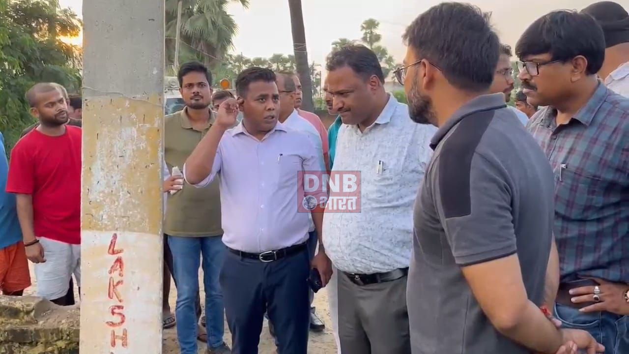 बिहार शरीफ में छठ घाटों का होगा सौंदर्यीकरण।नगर आयुक्त और मेयर ने किया निरीक्षण 3