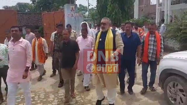 केन्द्रीय मंत्री गिरिराज सिंह के नेतृत्व में भाजपा कार्यकर्ताओं ने बछवाड़ा में निकाला तिरंगा यात्रा 3