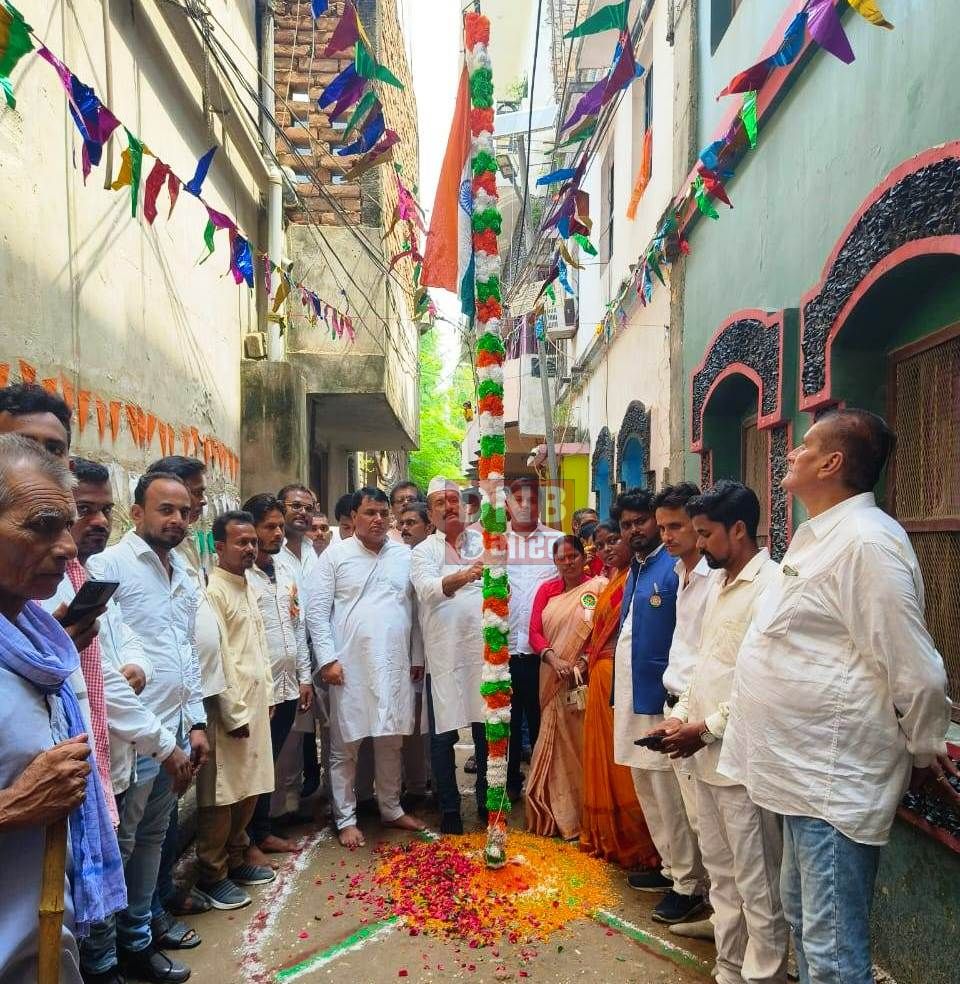 वीरों की शहादत को याद करते हुए स्वतंत्रता दिवस की गरिमा को बरकरार रखने का आह्वान किया - उमाशंकर मिश्र 2