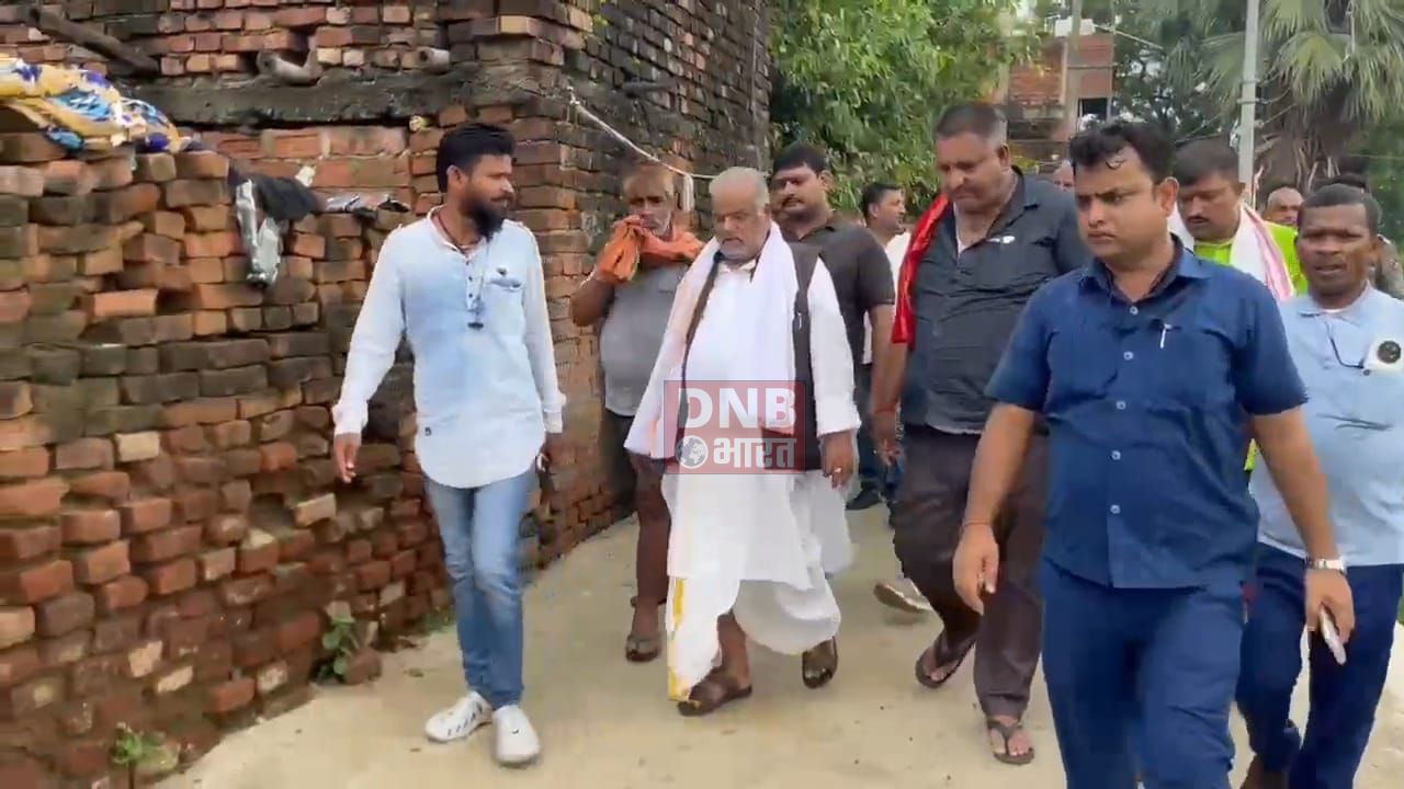 बिहार शरीफ के मघडा गांव में मंत्री श्रवण कुमार ने 29 लाख के लागत से बने पीसीसी ढलाई और स्टैंड पोस्ट निर्माण का किया उद्घाटन 2