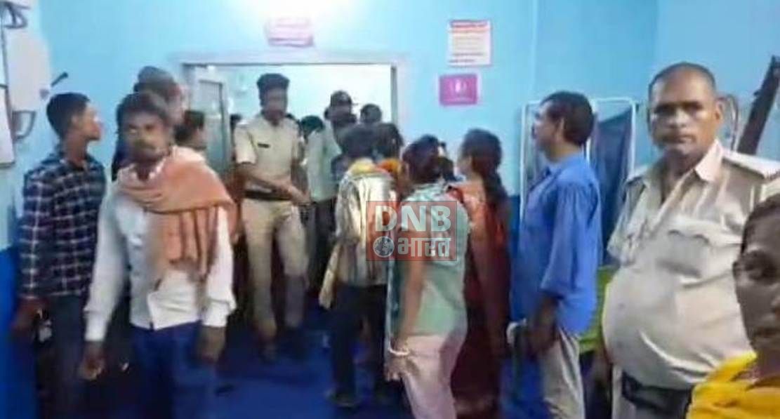 बेगूसराय सदर अस्पताल में स्नेक बाइट की शिकार एक बच्चे की इलाज के दौरान मौत,मौत से नाराज परिजनों ने आईसीयू वार्ड में तोड़ तोड़ फोड़ कर चिकित्सकों के साथ किया बदसलूकी 5