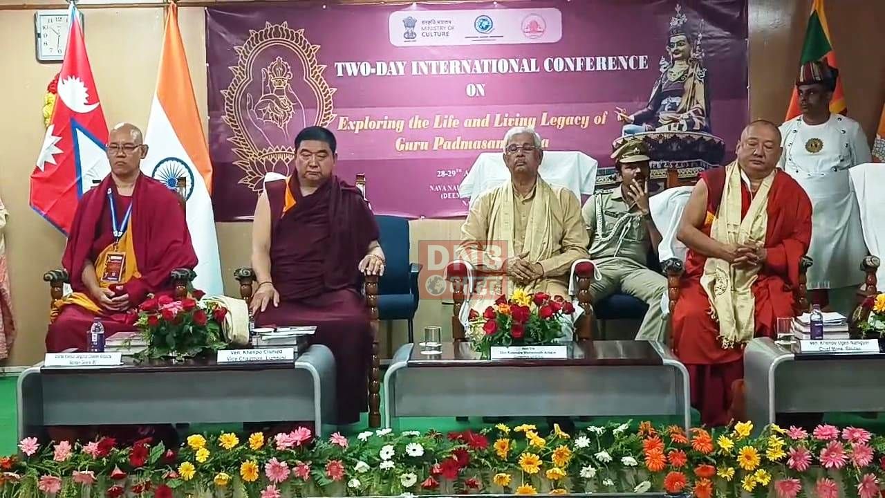 दो दिवसीय अंतरराष्ट्रीय सम्मेलन में भाग लेने राज्यपाल पहुंचे नव नालंदा महाविहार 3