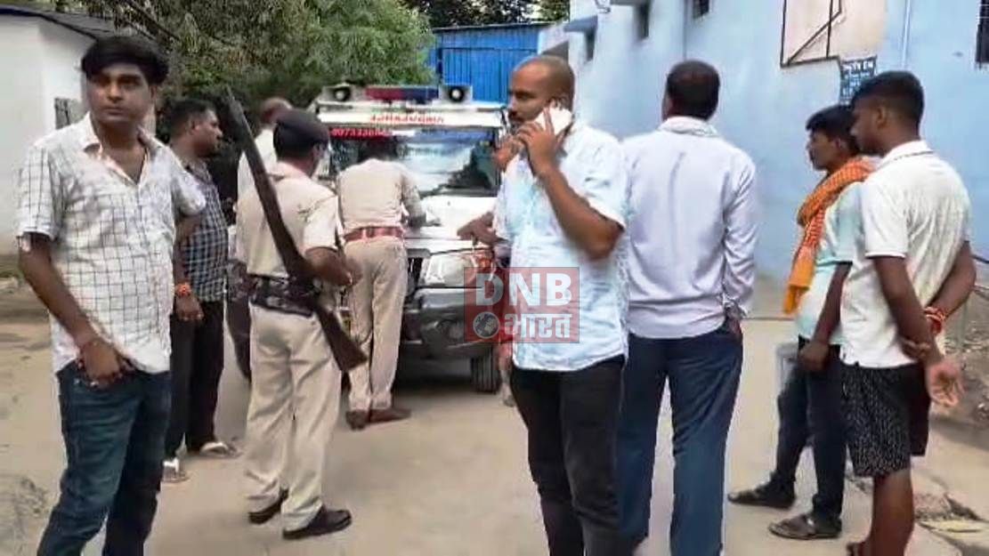 बेगूसराय में सड़क दुर्घटना में घायल रिफाइनरी में काम कर रहे एक मजदूर की इलाज के दौरान मौत, परिजनों में मचा कोहराम 2