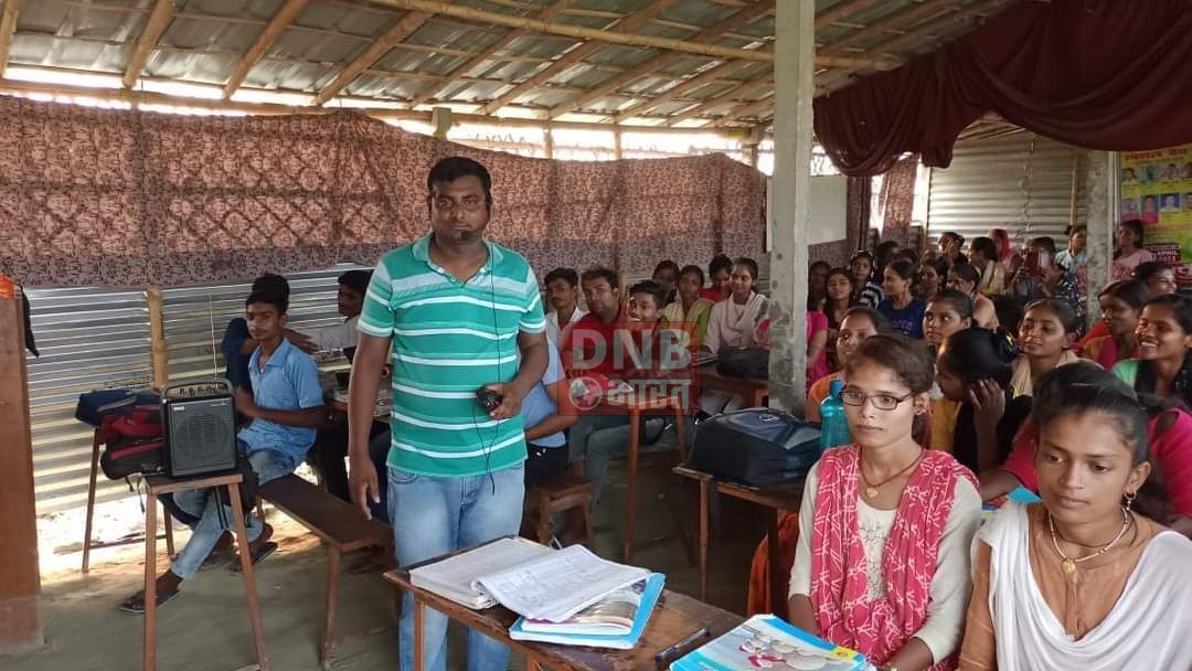 गांव के बच्चे नहीं आते थे स्कूल, ग्रामीणों को किया जागरूक तो शत-प्रतिशत बच्चे आने लगे स्कूल 2
