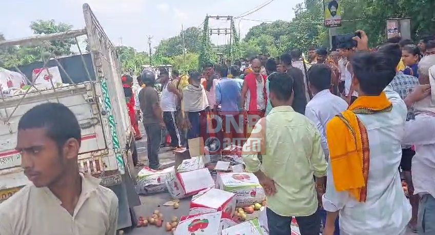 बेगूसराय के गढ़हरा में मालवाहक पिकअप वाहन की ठोकर से दस वर्षीय एक बच्ची की दर्दनाक मौत, आक्रोशित लोगों ने किया सड़क जाम 2