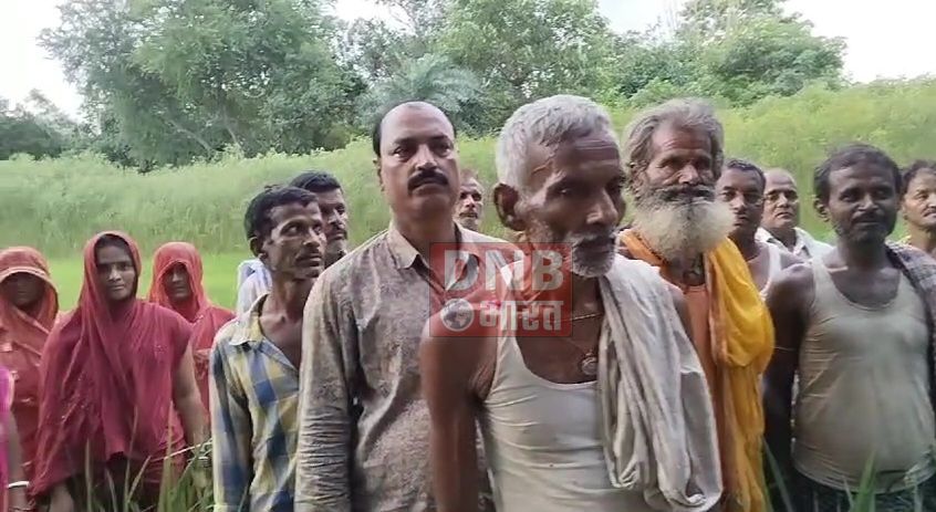समस्तीपुर: डीजल अनुदान के आवेदन की जांच करने गये कृषि समन्यवक को ग्रामीणों ने बनाया बंधक, वीडियो सोशल मीडिया पर हुआ वायरल 4
