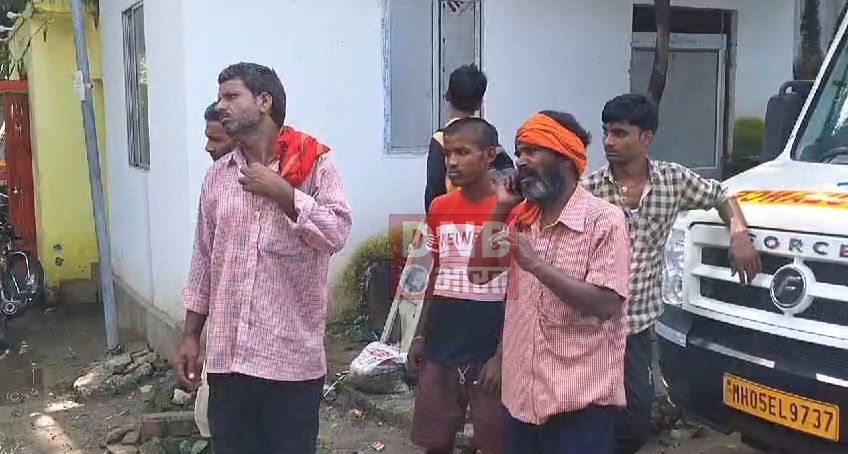 बेगूसराय में पानी भरे गड्ढे में डूबने से एक व्यक्ति की मौत, परिजनों में मचा कोहराम 2