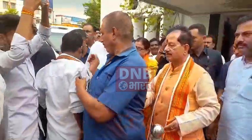 तेजस्वी यादव का आभार यात्रा नही वसूली यात्रा कर रहें है, राज्य को मुफ्त बिजली नही लालटेन युग मे ले जाएंगे - विजय कुमार सिन्हा 4