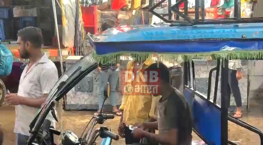 समस्तीपुर: कर्पूरी बस पड़ाव में ऑटो और टोटो चालको से दबंगो द्वारा की जा रही है अवैध वसूली,राशि नही देने पर करते है मारपीट, ऑटो रिक्शा चालक परेशान 2