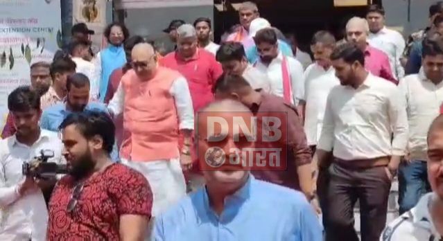 अगर नरेंद्र मोदी प्रधानमंत्री नहीं होते राहुल सत्ता में होते तो कश्मीर से 370 धारा नहीं हटती, बल्कि कश्मीर को राहुल गांधी पाकिस्तान में मिलाकर दम लेते - गिरिराज सिंह 3