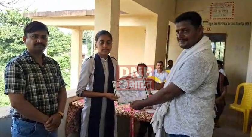 एथलेटिक्स दौड़ में उच्चतर माध्यमिक विद्यालय ओझाटोल, बरौनी के दो छात्र-छात्रा ने लहराया परचम 2